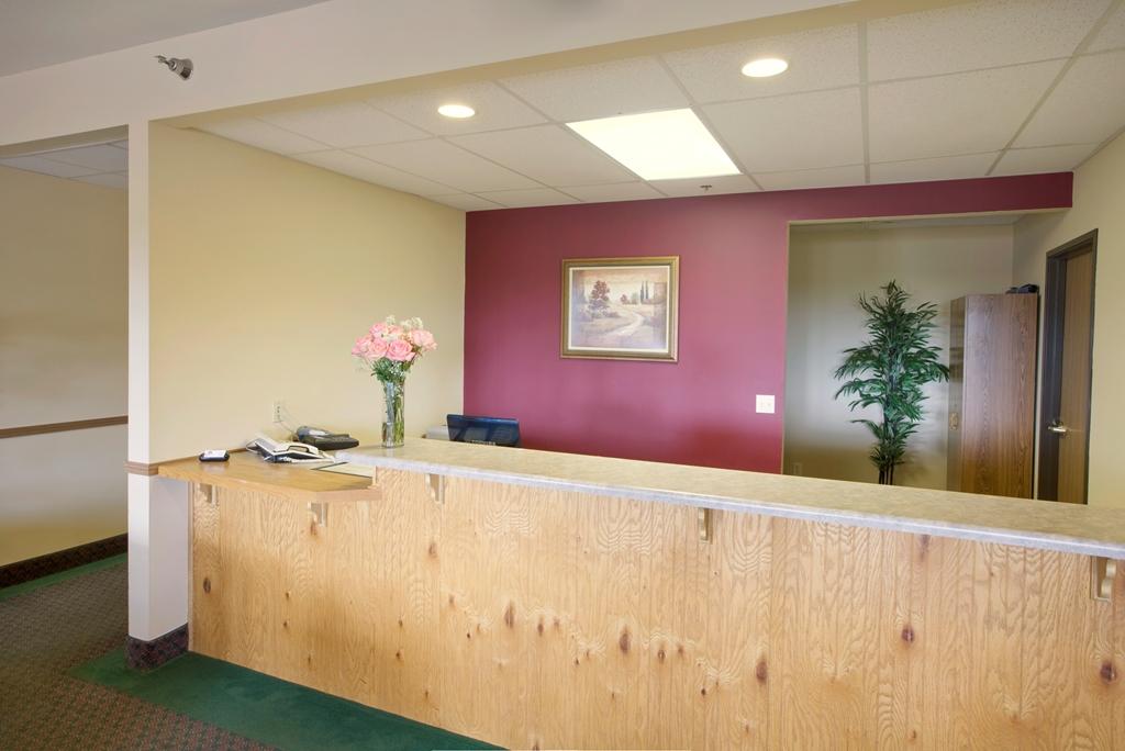 Americas Best Value Inn - Ґейлорд Інтер'єр фото