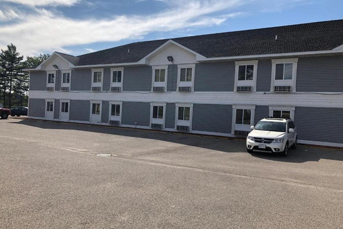 Americas Best Value Inn - Ґейлорд Екстер'єр фото