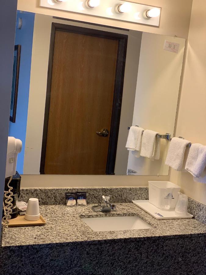Americas Best Value Inn - Ґейлорд Екстер'єр фото